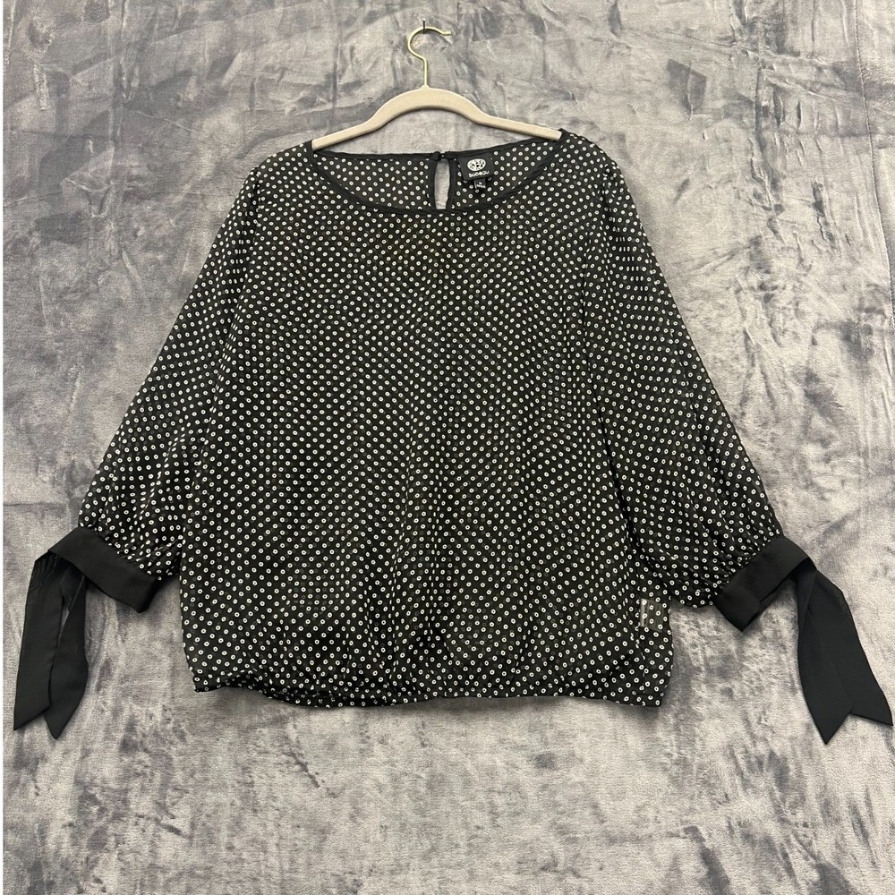 Bobeau Blouse Top Womens Medium Black White Micro Floral Tie Sleeve Keyhole Back